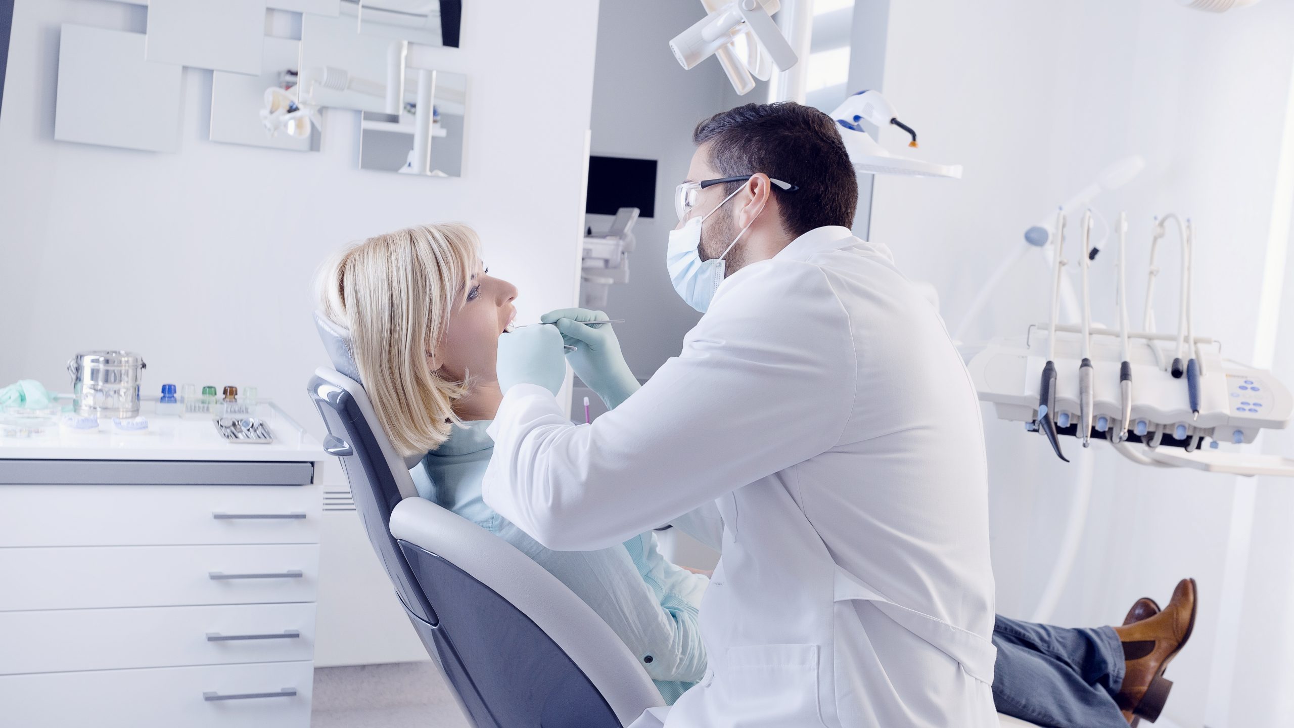Dentist in Manchester, IA